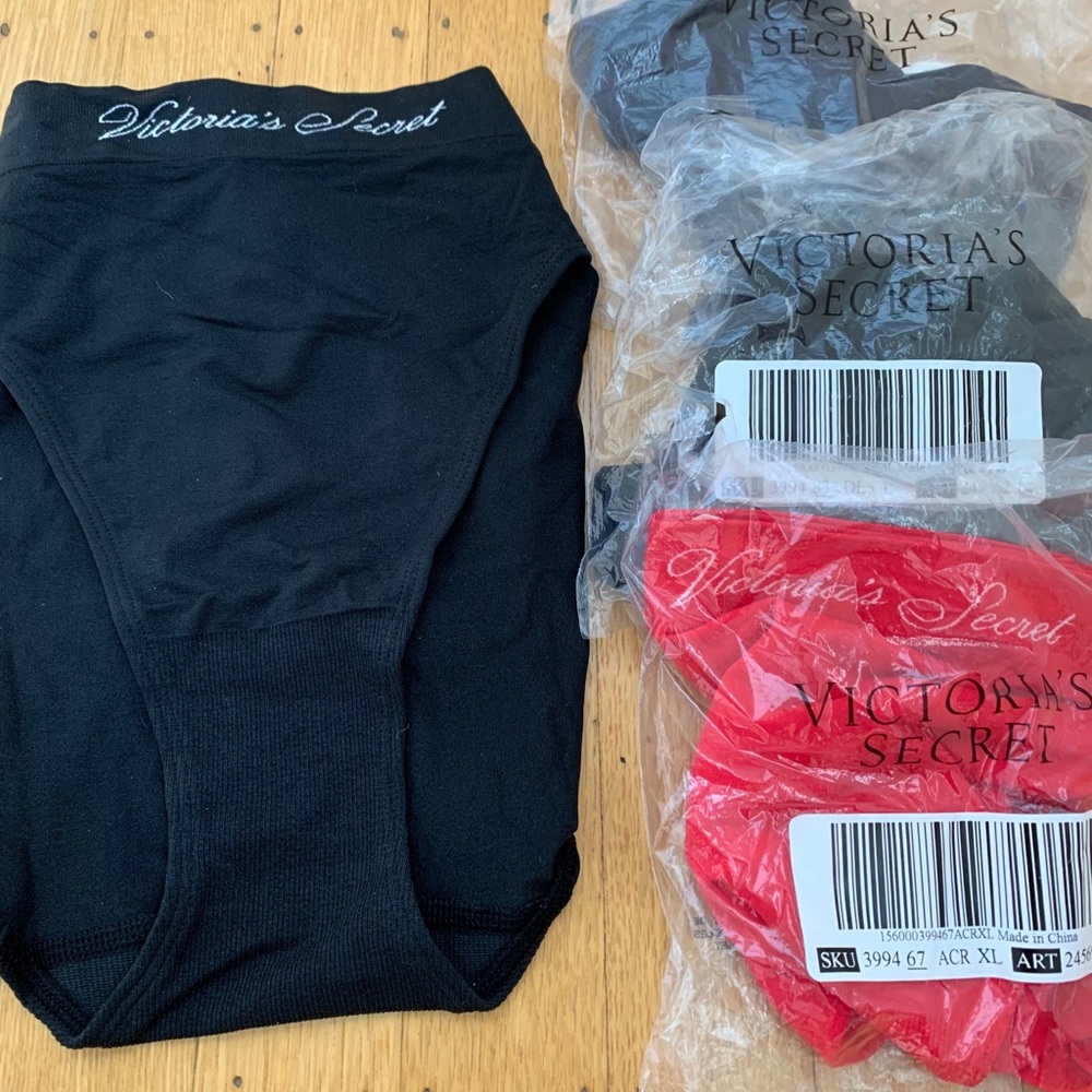 Brand new victoria secret underwear 4 pairs